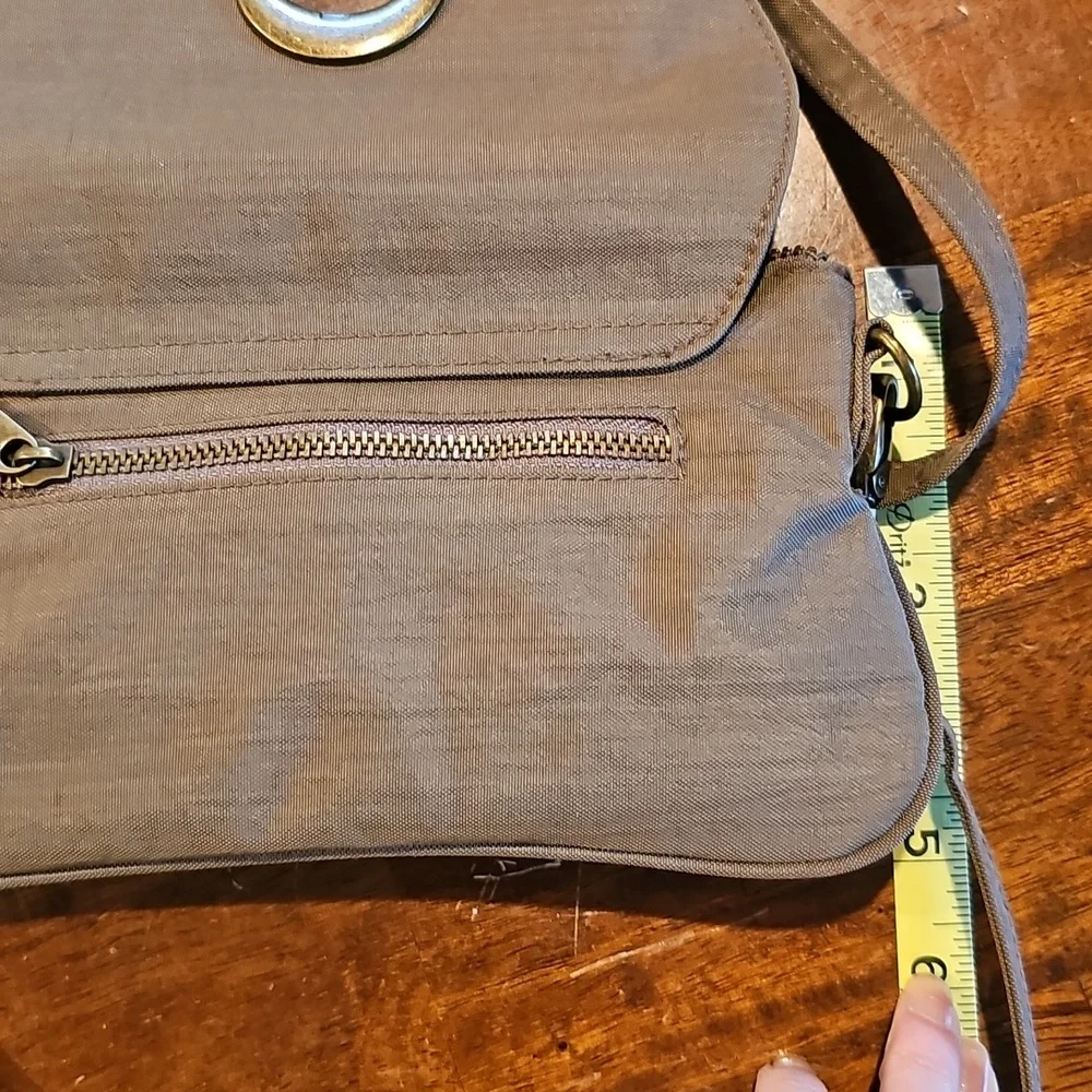 Baggallini Crossbody Purse - Picture 7 of 7